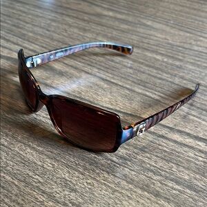 GUESS Logo G Animal Print 7012 TO-34 Glasses 61-18-129 Sunglasses